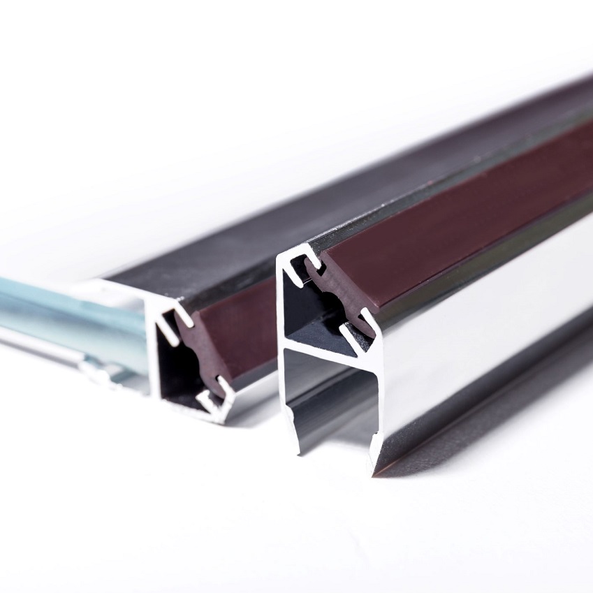 Profil din Aluminiu cu cheder magnetic - D5000